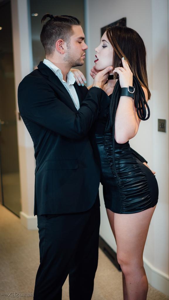 16P Horny couple gets busy with a hard fuck in kitchen after a dinner date