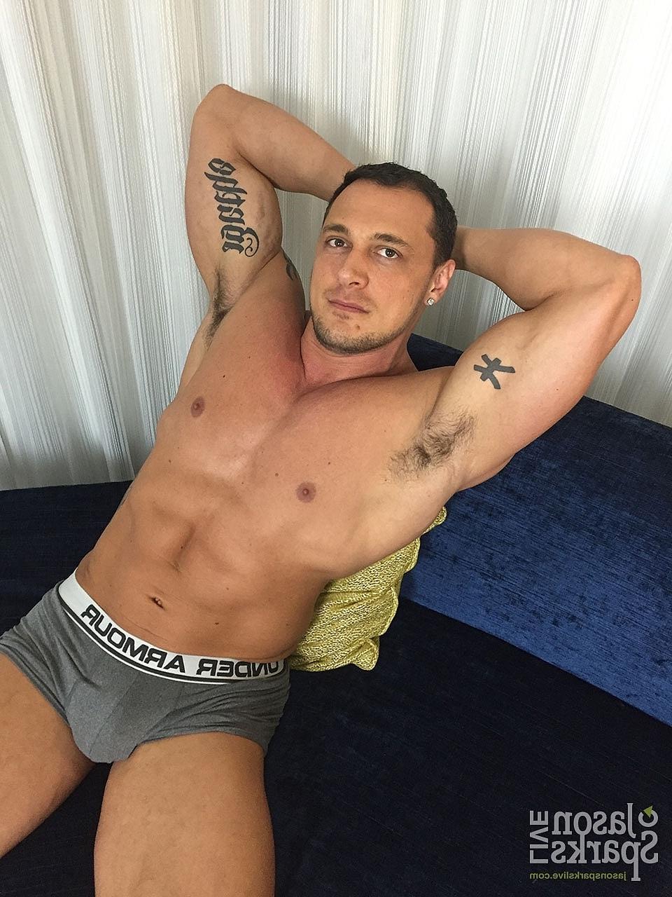 20P Muscular hunks stripping and fucking each other in a wild gay orgy