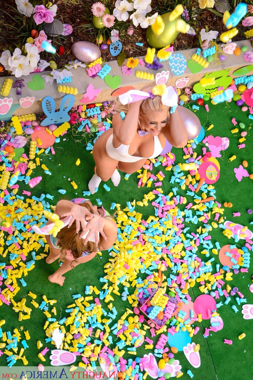 20P Busty MILF bunny babes Richelle Ryan & Phoenix Marie romp naked in the candy