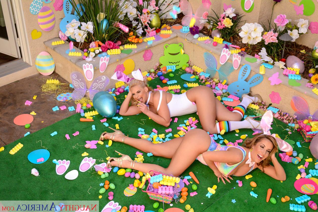 20P Busty MILF bunny babes Richelle Ryan & Phoenix Marie romp naked in the candy