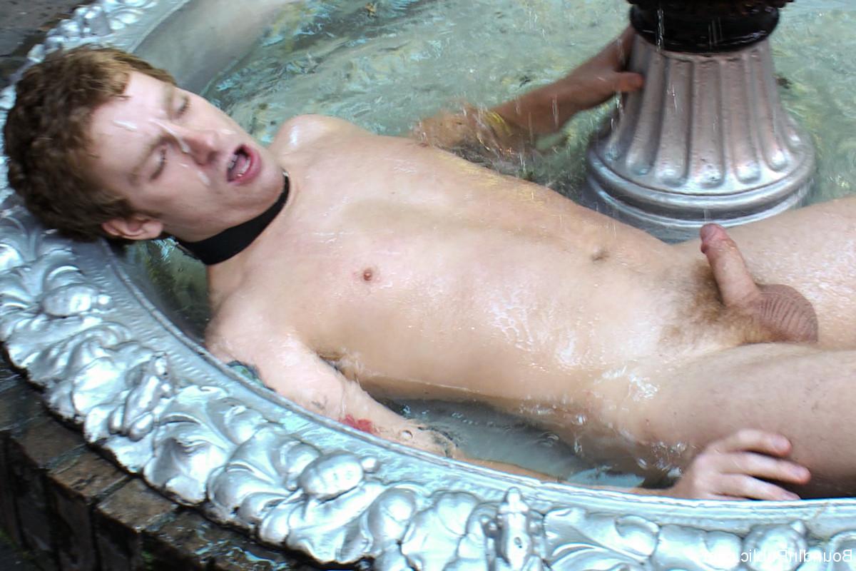 20P Bound in Public Sebastian Keys, Robert Axel
