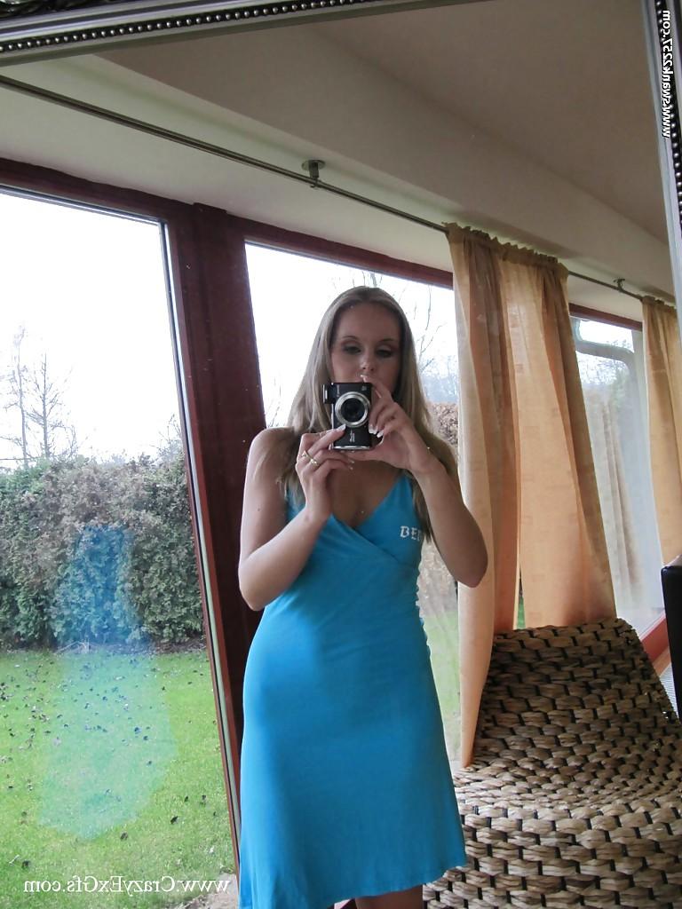 16P Blonde babe with tiny tits Candra Smith stripping and picturing herself