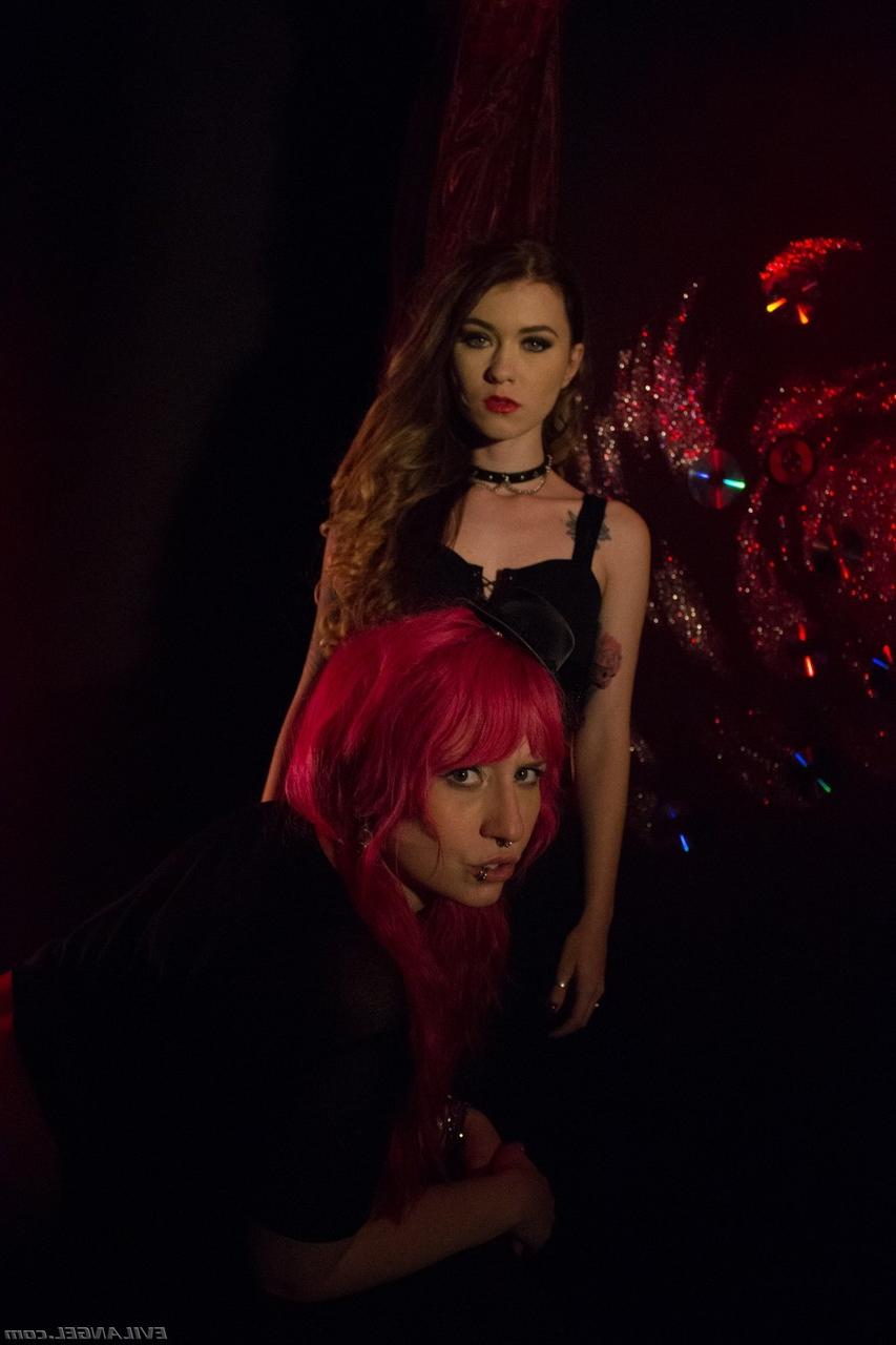 17P Whores Proxy Paige, Jessie Volt, and Misha Cross going crazy in the nightclub