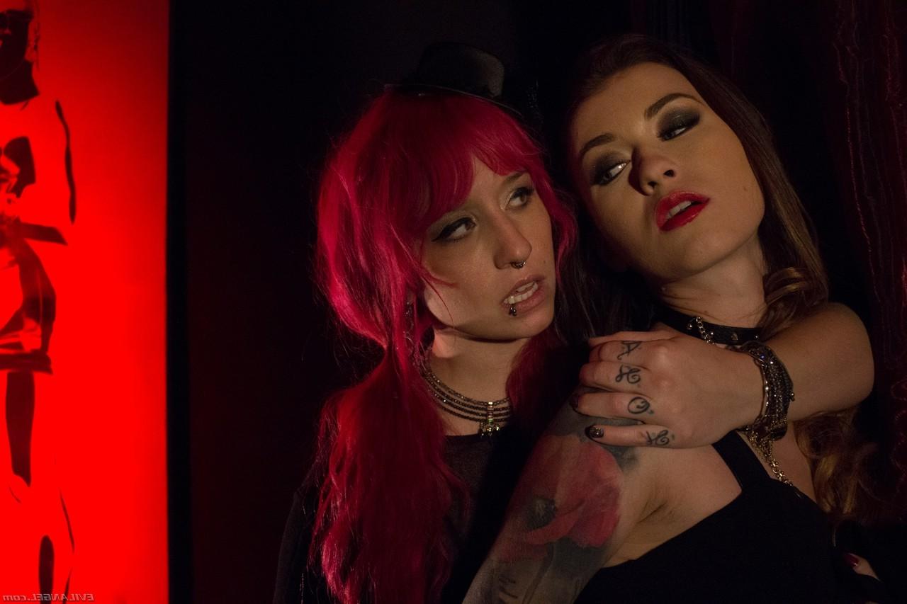 17P Whores Proxy Paige, Jessie Volt, and Misha Cross going crazy in the nightclub