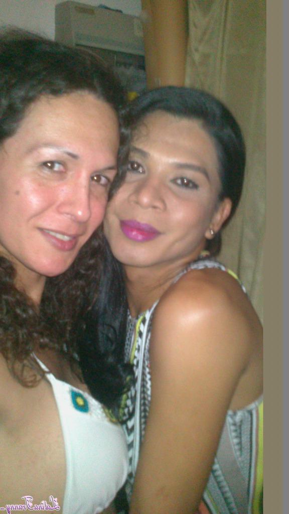 12P Latina Tranny avec Nicole Montero Sex Gallery