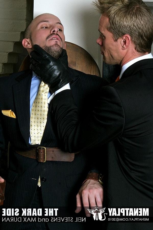 11P Bald hottie Max Duran receives a handjob from gay master Neil Stevens