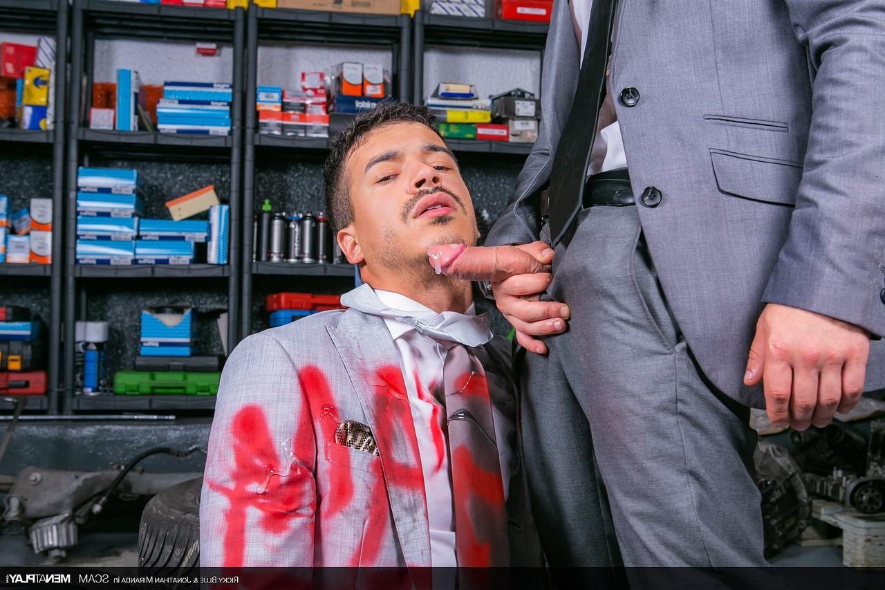 20P Business owner Ricky Blue gets ass fucked by mafia gay guy Jonathan Miranda