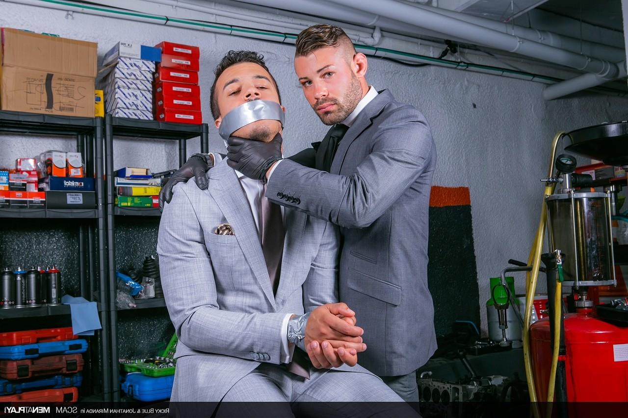 20P Business owner Ricky Blue gets ass fucked by mafia gay guy Jonathan Miranda