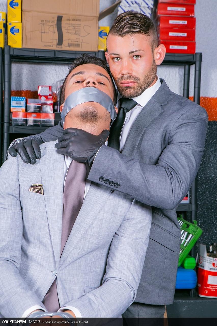 20P Business owner Ricky Blue gets ass fucked by mafia gay guy Jonathan Miranda