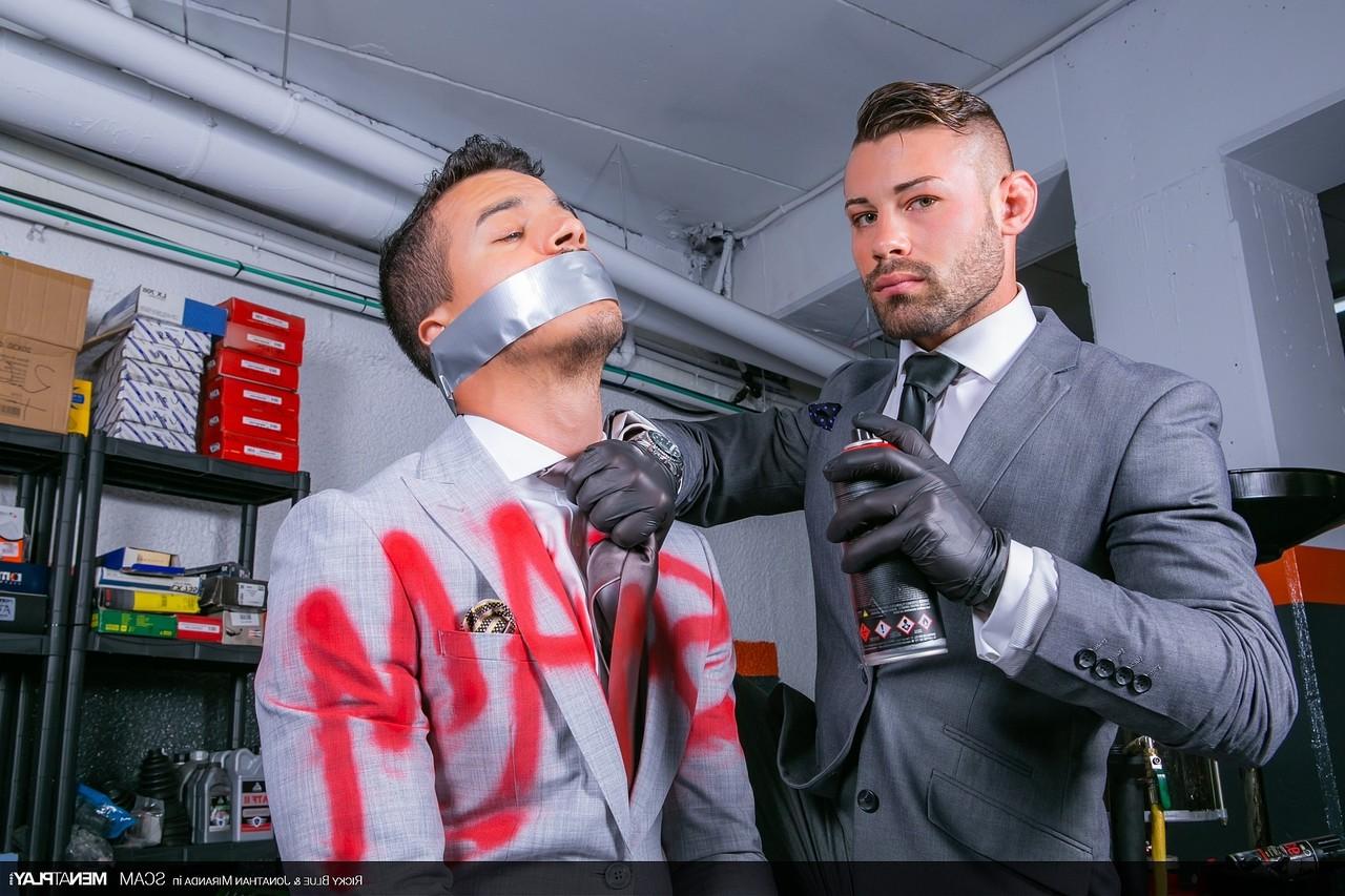 20P Business owner Ricky Blue gets ass fucked by mafia gay guy Jonathan Miranda