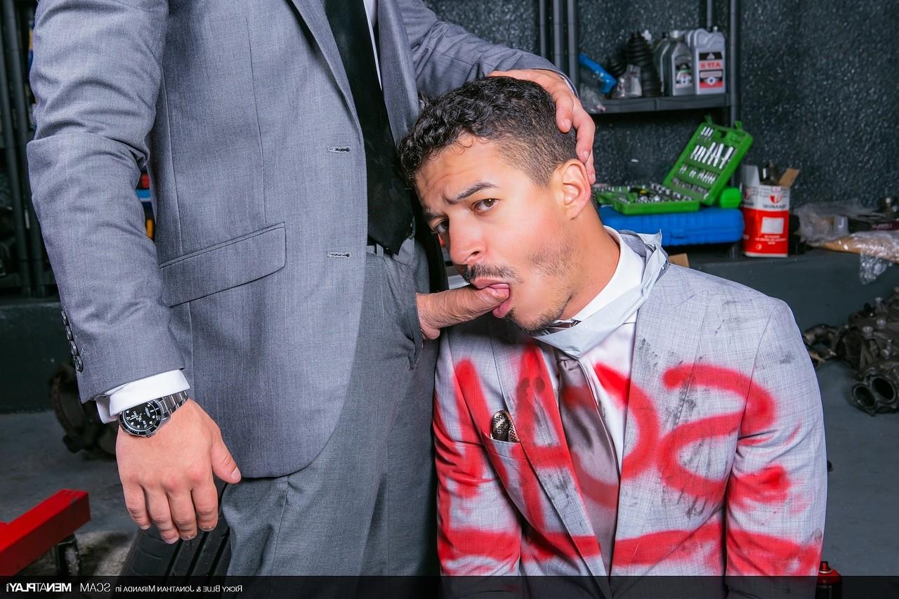 20P Business owner Ricky Blue gets ass fucked by mafia gay guy Jonathan Miranda