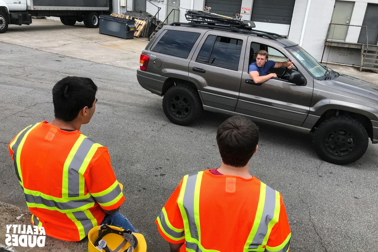17P Two workers engage in a gay session where Axel sucks Will's dick