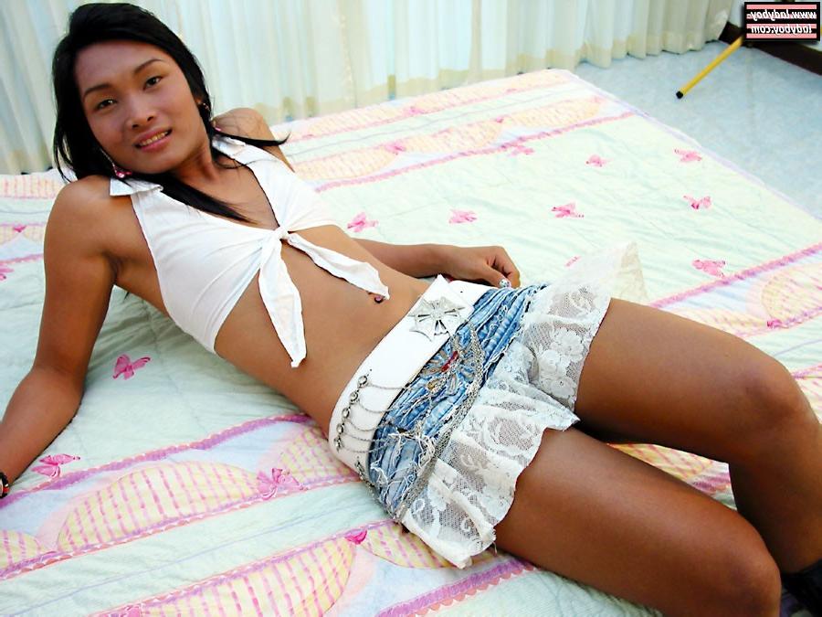 16P Asian TGirl Or