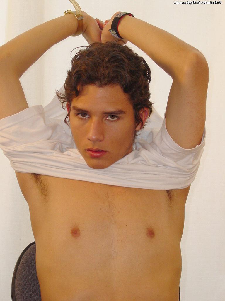 20P Handsome boy David 1 undresses & strokes his uncut cock until he cums