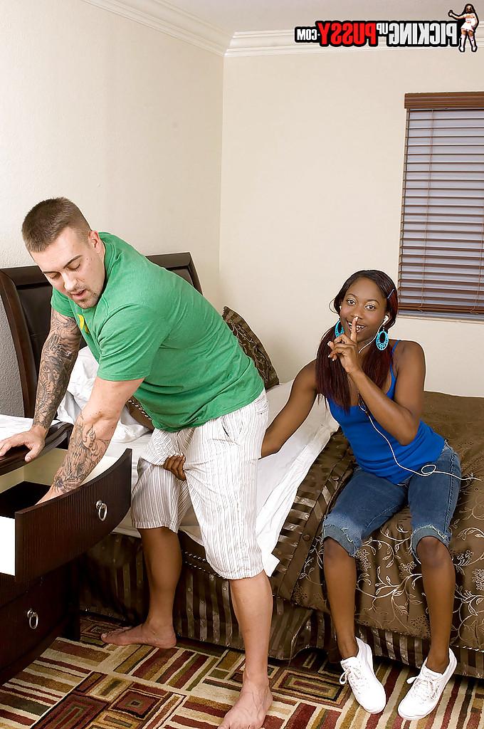 16P Ebony amateur chick Giselle Capri enjoys some hardcore butt banging.