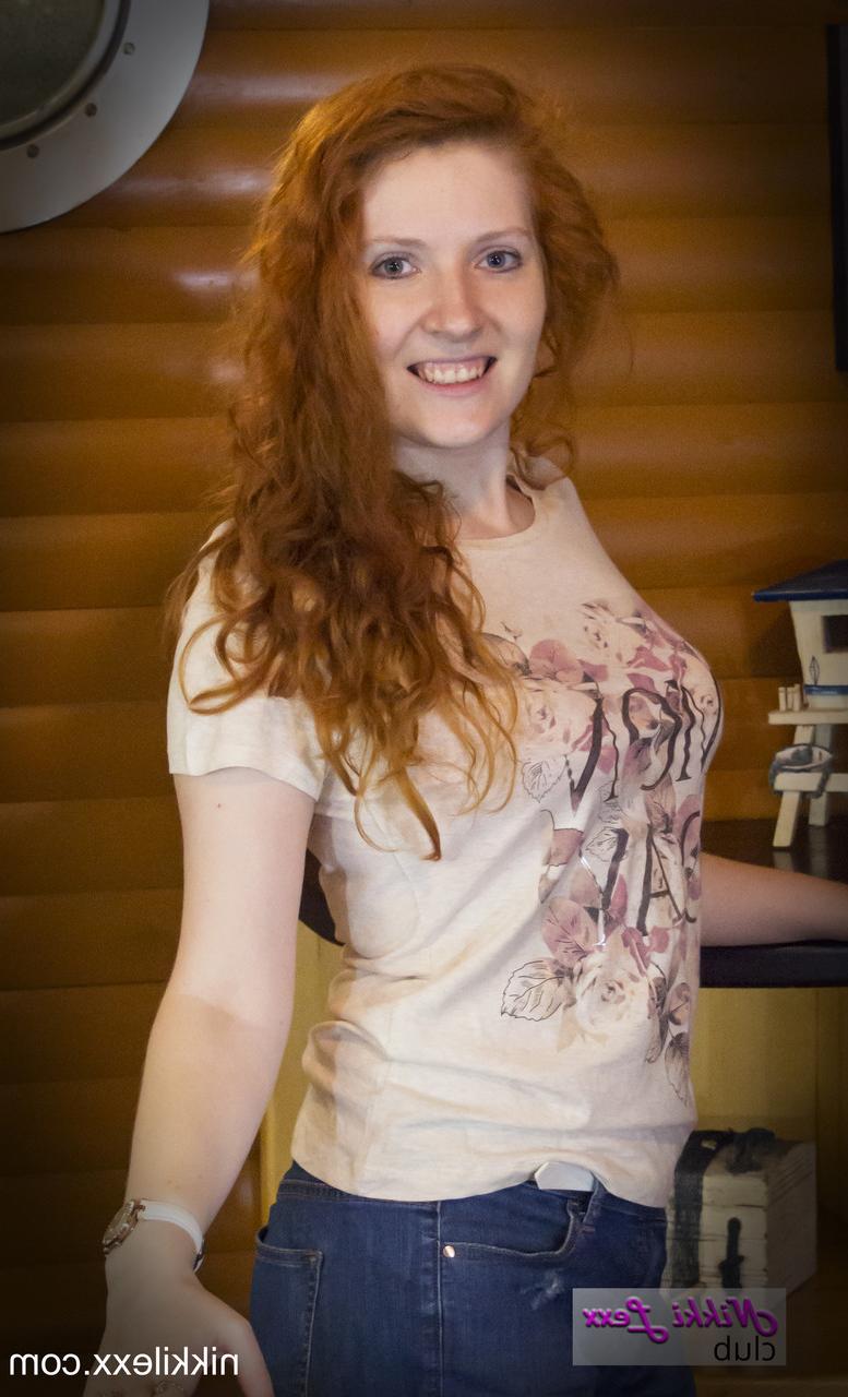 16P Redheaded MILF Nikki Lexx reveals her lovely big tits and spreads her hole