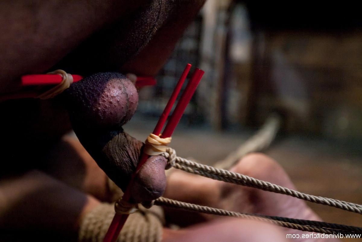 20P Kinky femdom Bobbi Starr plays with her pussy while punishing her male sub