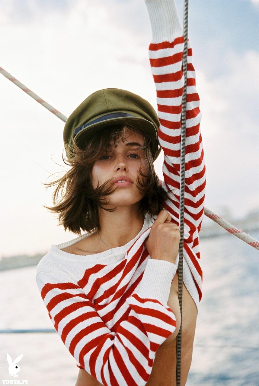 17P Exclusive set of well curved female sailor Johanne Landbo showing her assets