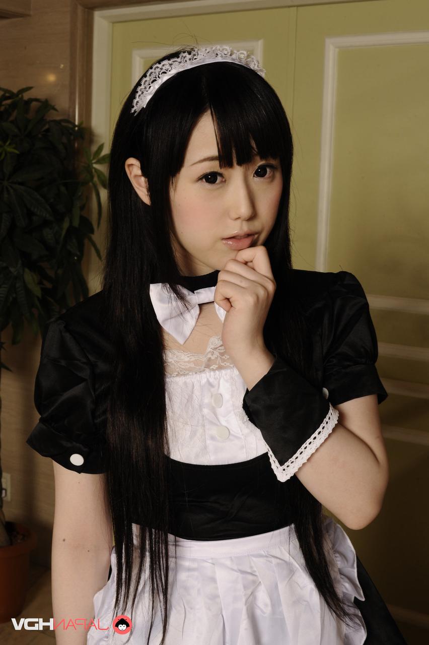 15P Adorable Japanese maid Machiko Ono shows her tight slit while at work