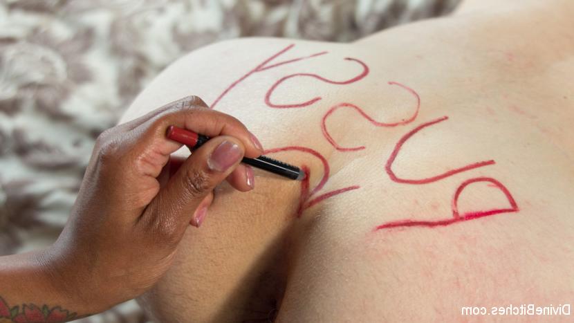 15P Eleitoral dominante tortura um cara mais velho antes de transar com ele em sua buceta masculina