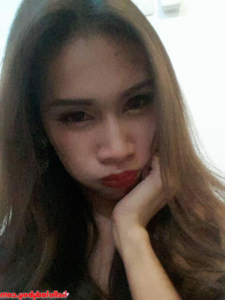 20P Hello Ladyboy 