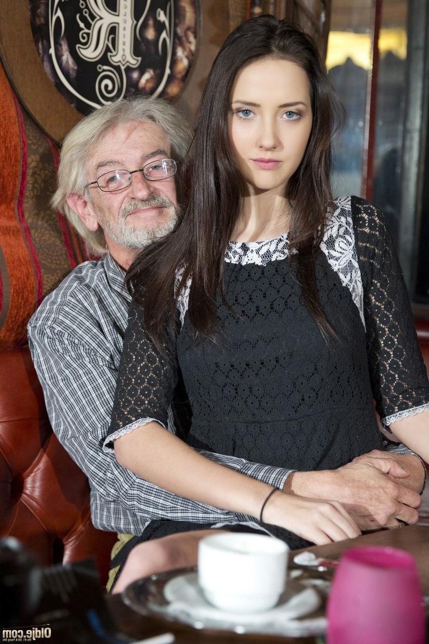 16P Creepy brunette Patricia Sun lets poorly groomed oldje fuck her teen pussy