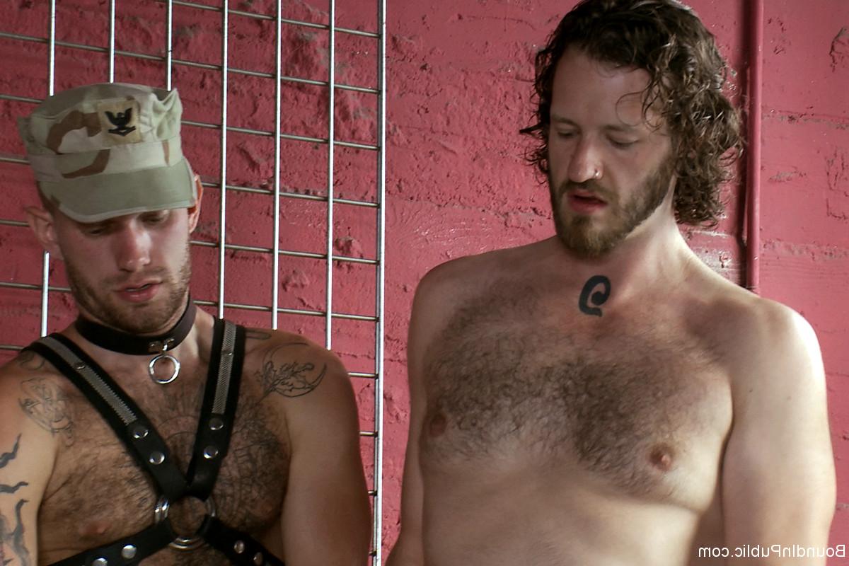 20P In der Öffentlichkeit gefesselt: Josh West, Jason Miller, Spencer Reed