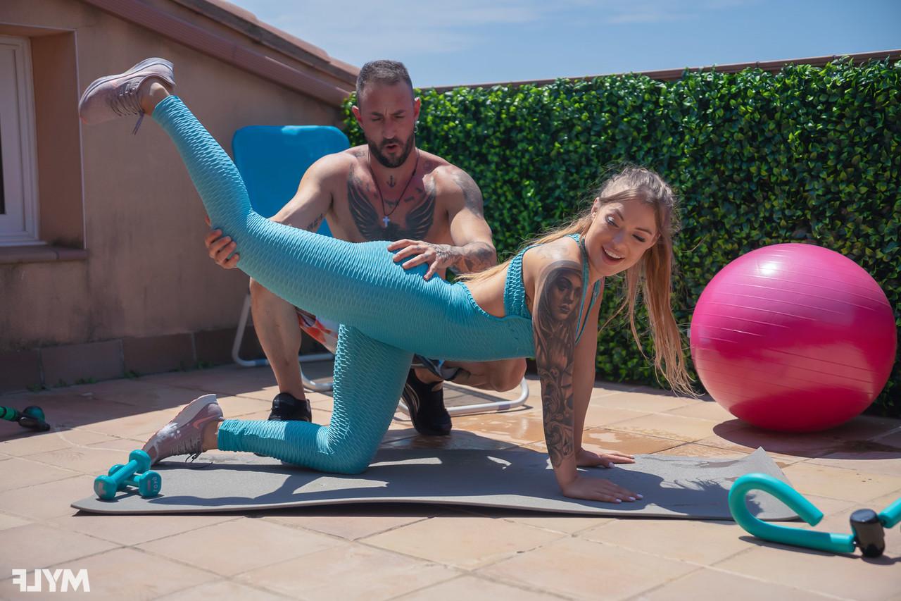 20P Inked MILF in a hot outfit Misha Maver shows her big tits before amazing sex