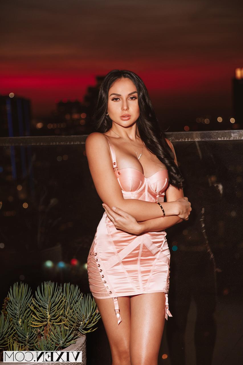 20P Exotic teens Ariana Marie & Scarlit Scandal participate in a hot FFM IR 3some