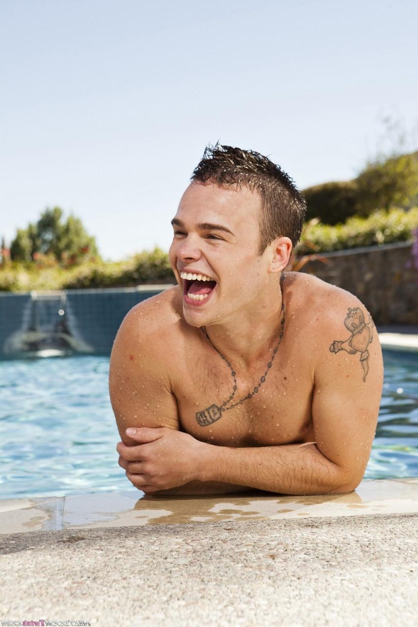 20P Twinks Joey Hard, Jake Farren & Hollis Emery enjoy poolside 3way fuck fest