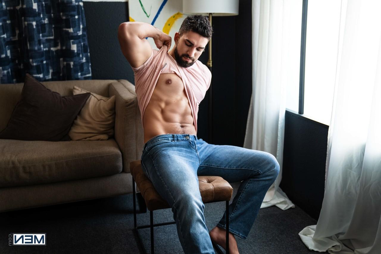20P Men Com Nick LA, Paul Wagner