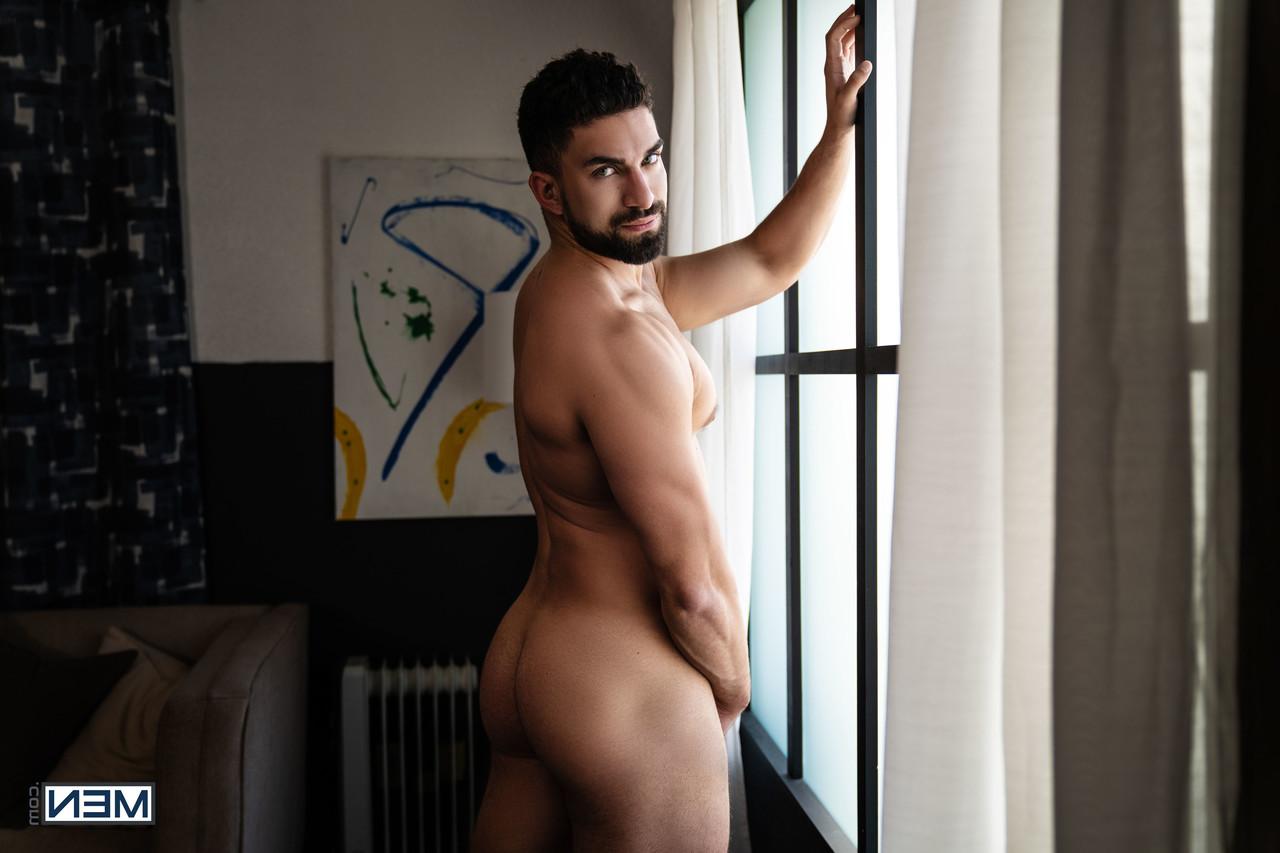 20P Men Com Nick LA, Paul Wagner