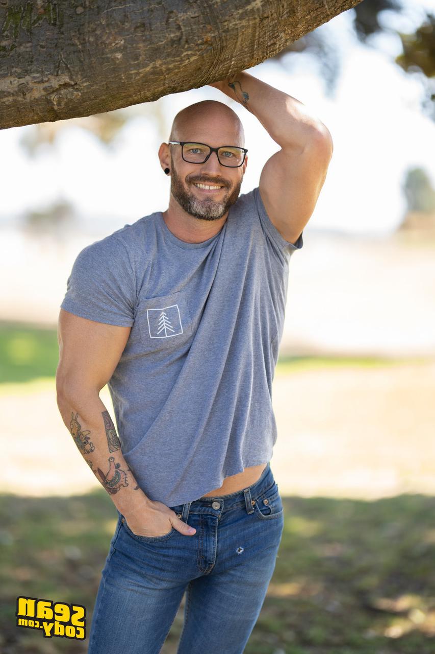 18P Sean Cody Brogan, Vin Roxx