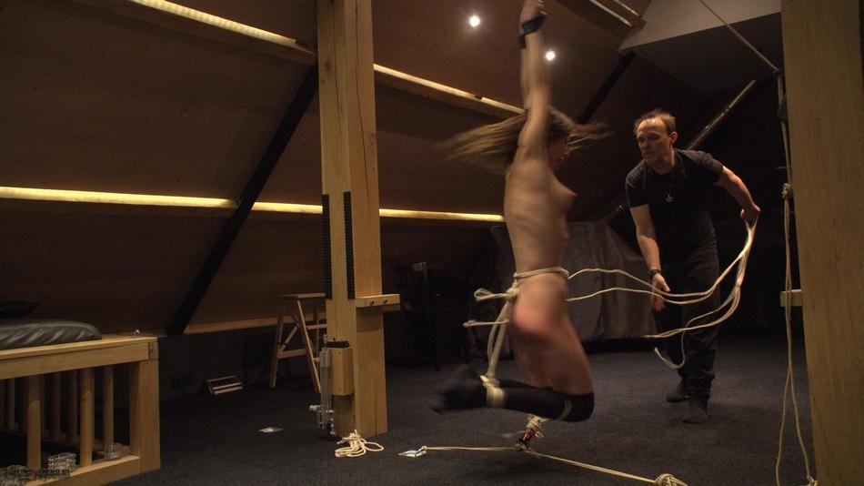 16P Skinny slave Julia Rain is thoroughly thrashed prior to being masturbated