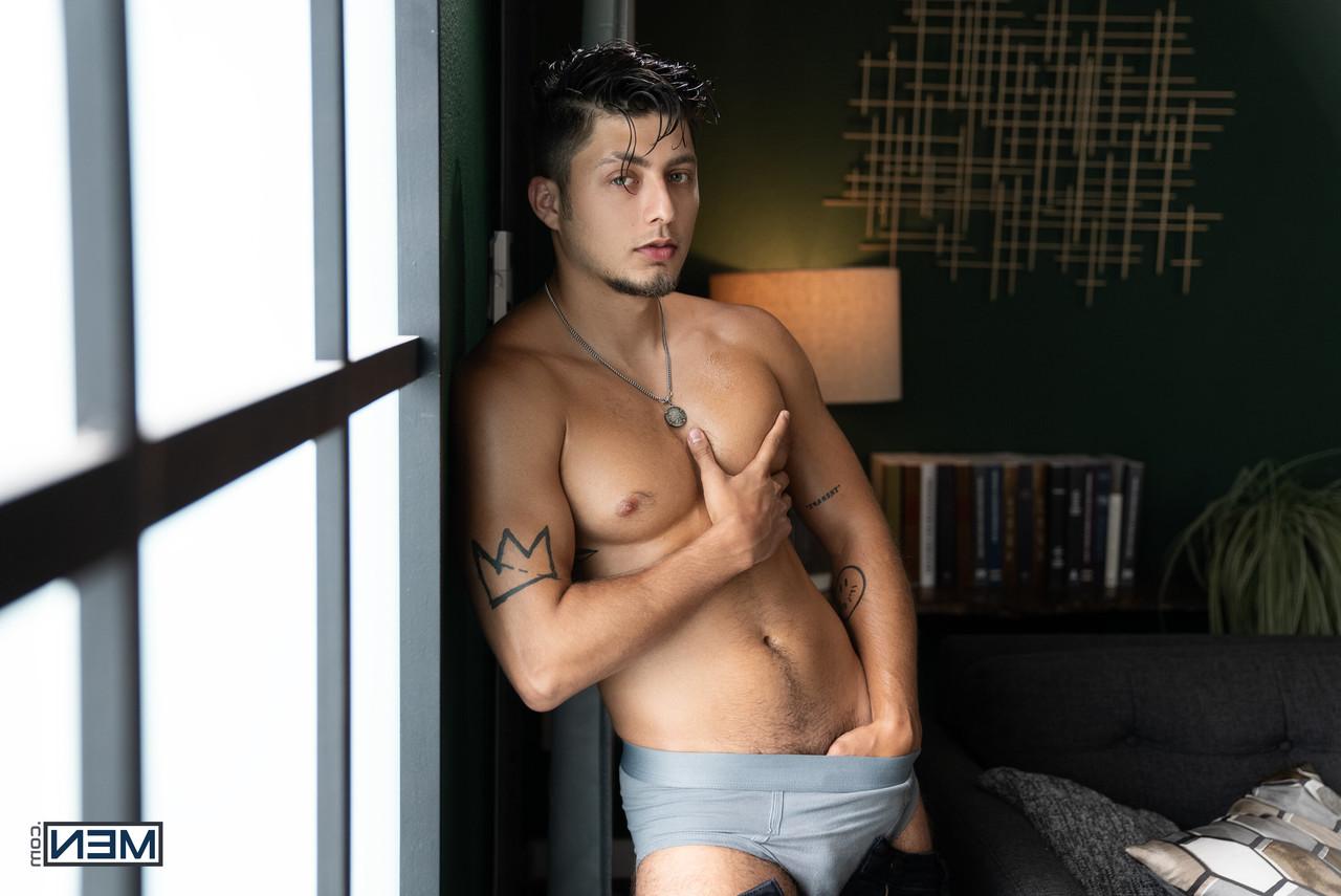 12P Men Com Johnny Donovan, Angel Rivera