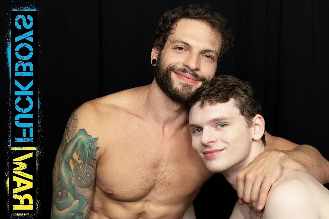15P Brunette twink Ethan Tate gets rimmed & fucked by gay bodybuilder Eddie Danger