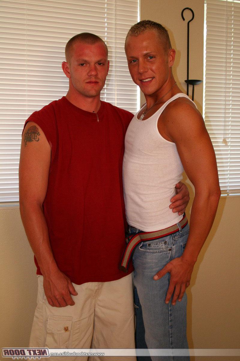 20P Dishy gay stud Riley takes a cumshot after a hardcore anal pounding