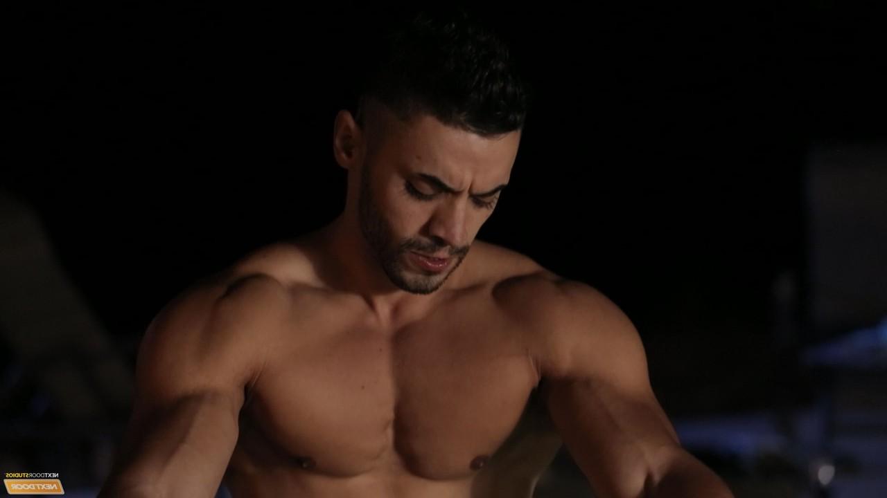 20P Gays amadores excitados Dante Martin e Arad enfiam seus paus na bunda um do outro