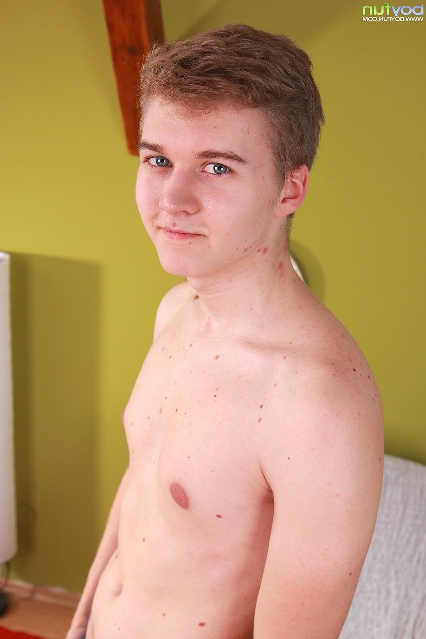 20P Boy Fun Logan Lech