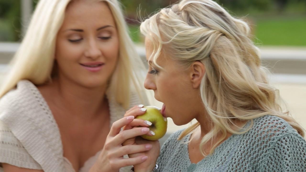17P European babes Cayla Lyons and Carla Cox have sweet time in the fresh air