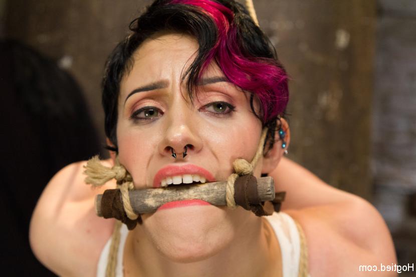 15P Flexible girl endures being masturbated and penetrated while in bondage