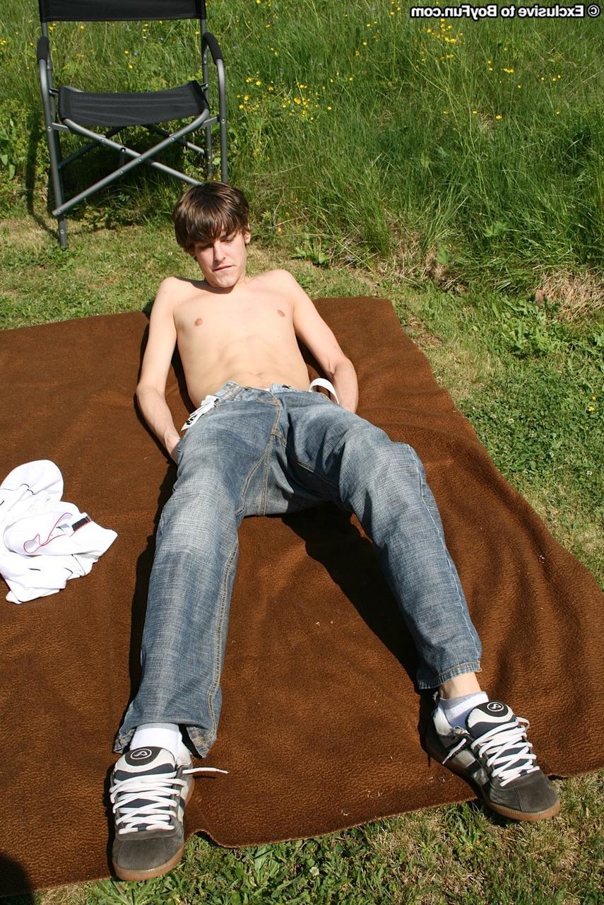 20P Boy Fun Simon Clay