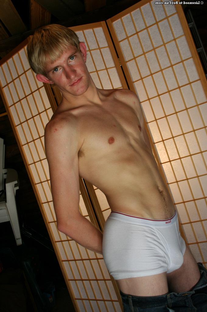 20P Boy Fun Seth Tyler