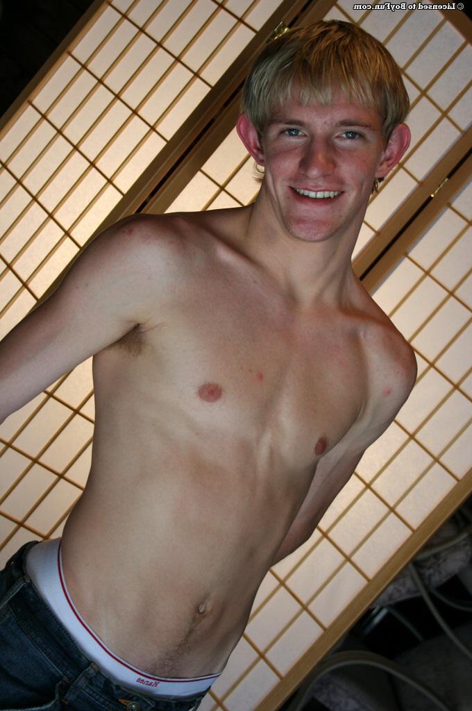 20P Boy Fun Seth Tyler