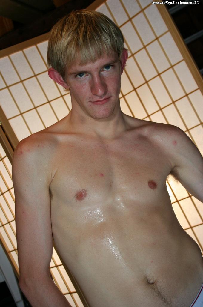 20P Boy Fun Seth Tyler