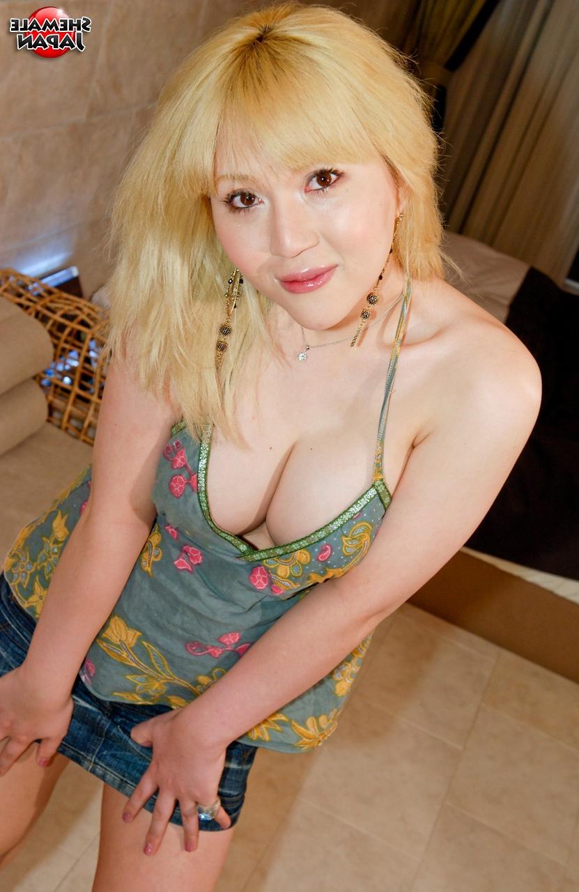 15P Transexuelle Japon Photos chaudes