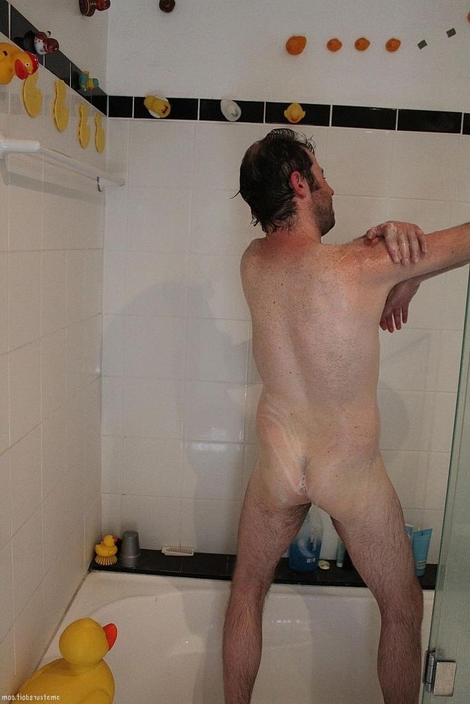 20P Hairy guyJayce Joystick jerks off his small cock in the bathroom