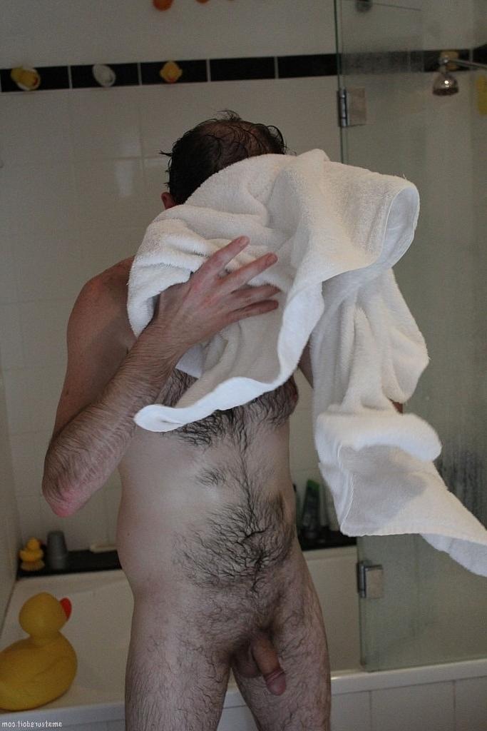 20P Hairy guyJayce Joystick jerks off his small cock in the bathroom