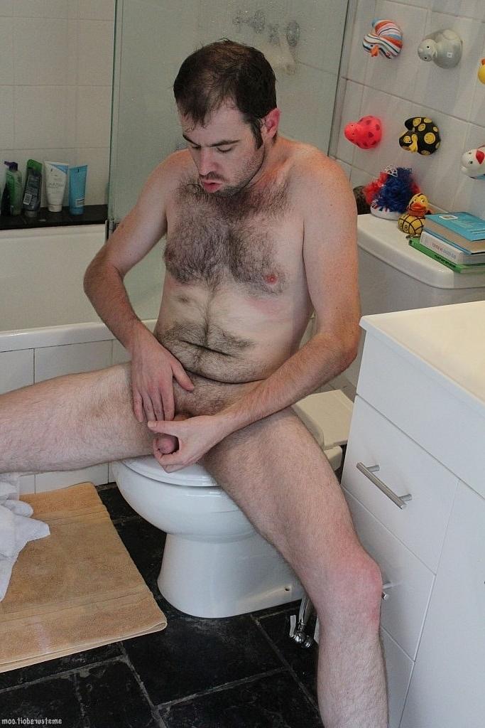 20P Hairy guyJayce Joystick jerks off his small cock in the bathroom