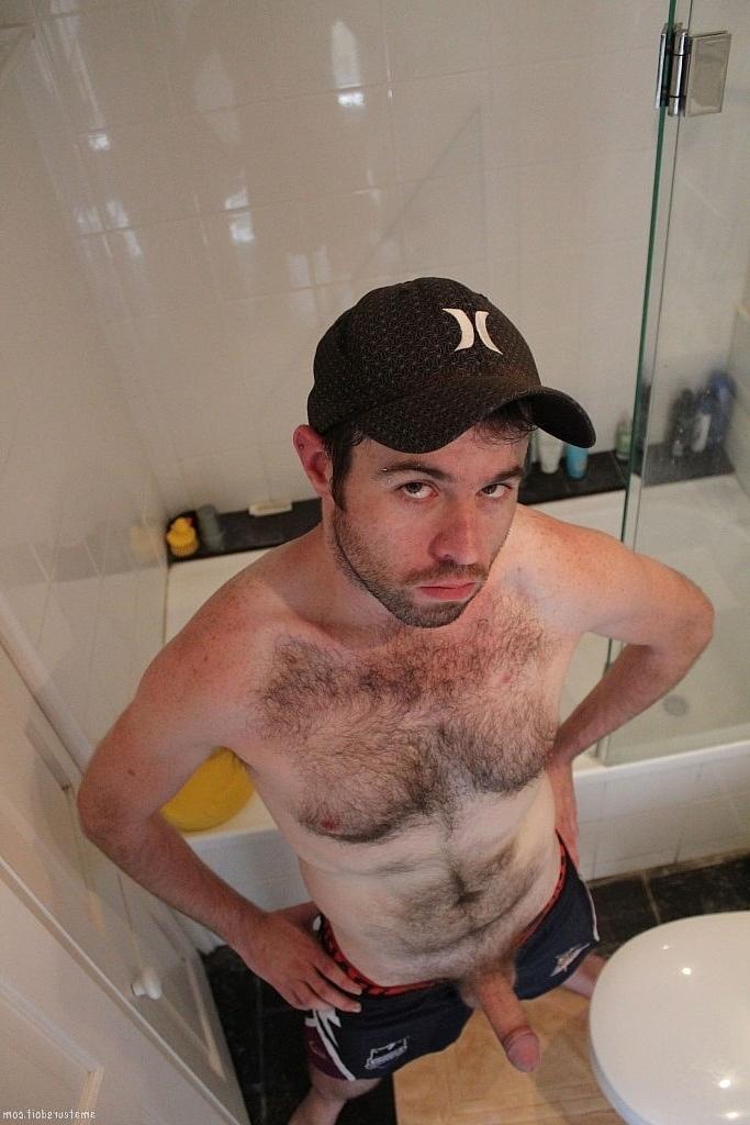 20P Hairy guyJayce Joystick jerks off his small cock in the bathroom